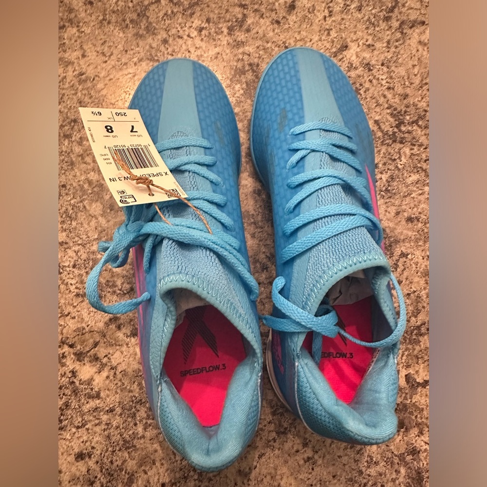 Adidas X speed flow size 7, women’s indoor soccer cleats brand new tag still on
